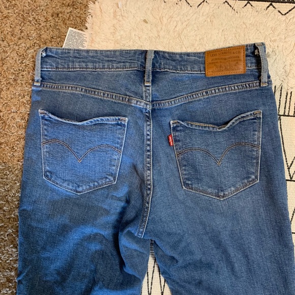 Womens Levi’s jeans - Picture 1 of 3